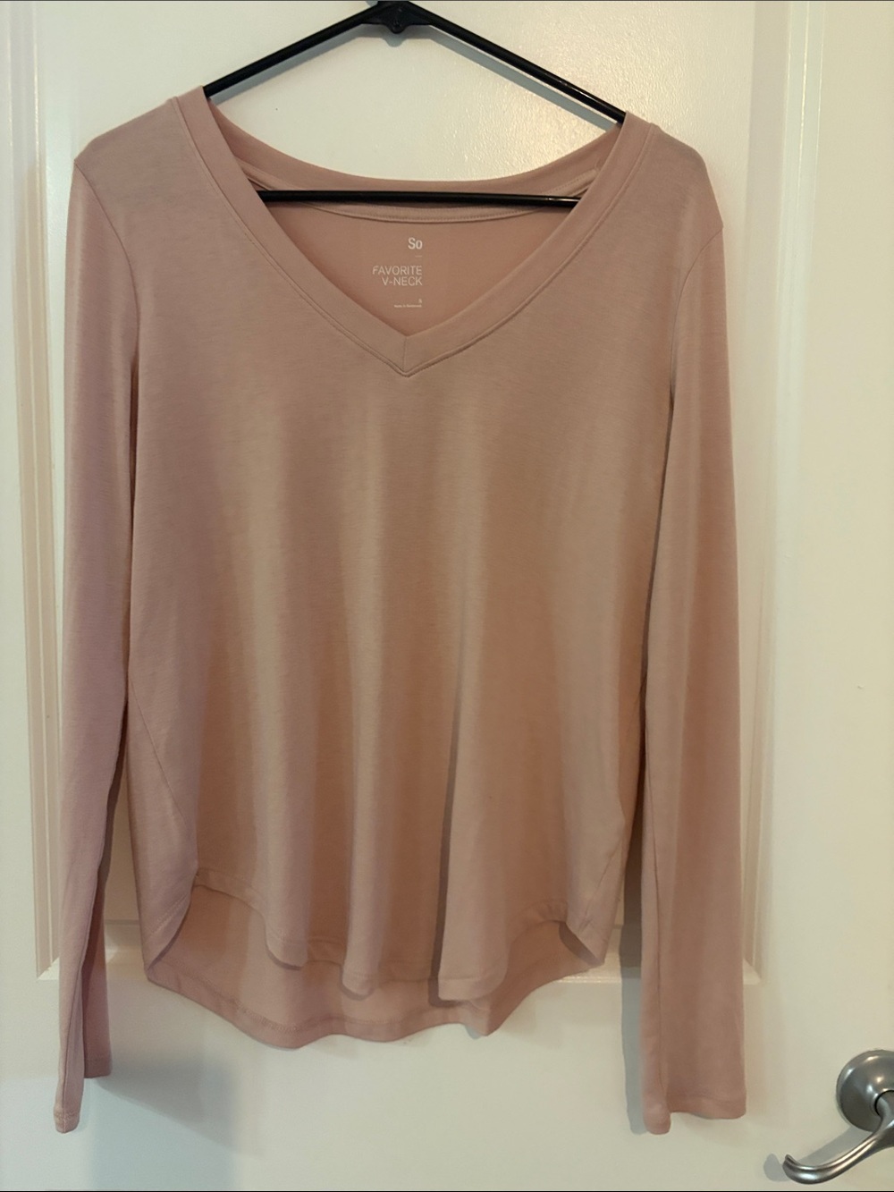 SO Long Sleeve V-Neck Top in Dusty Mauve